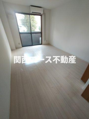  | メゾンアイリス
