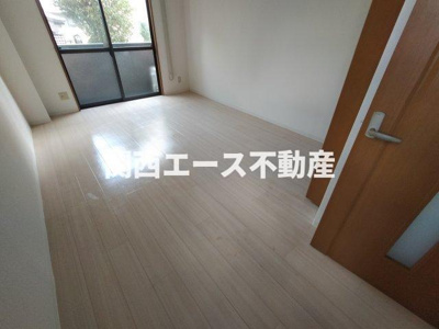  | メゾンアイリス