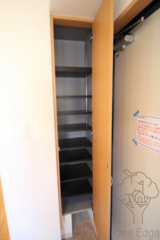 ミックコート東三国の玄関
