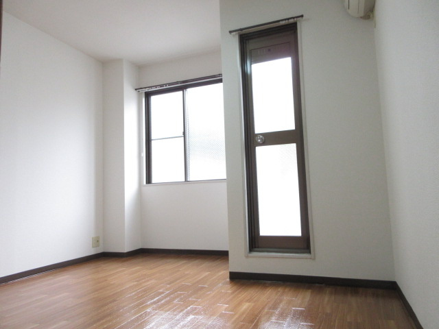 【洋室】 | ルミエール1号館