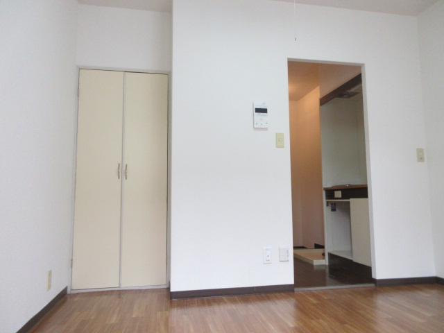 【洋室】 | ルミエール1号館