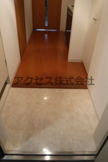 【玄関】 | ※同建物別室、参考写真