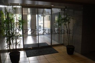 【エントランス】