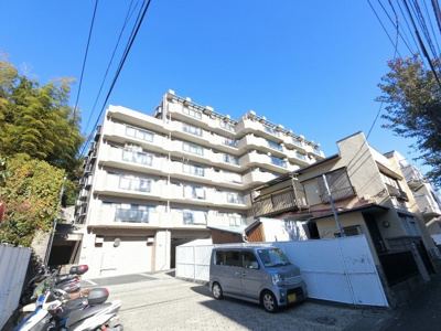 【外観】 | アール・ケープラザ東戸塚Ⅲ | 総戸数３９戸、１９９８年３月築、管理人は日勤勤務につき管理体制良好です♪
