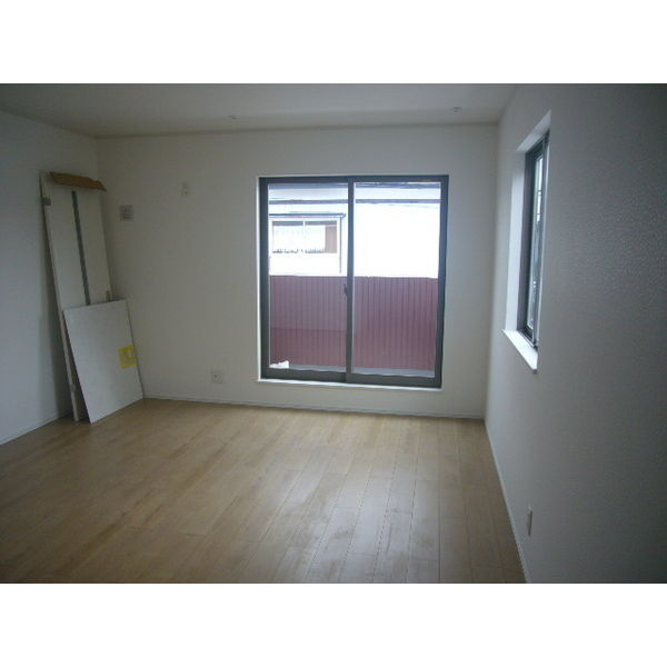 LA　VERDE（ラ　ヴェルデ）の居間・リビング