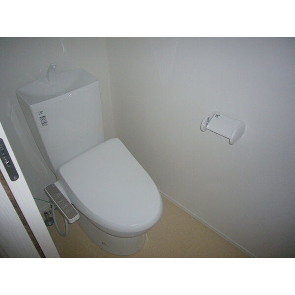 LA　VERDE（ラ　ヴェルデ）のトイレ