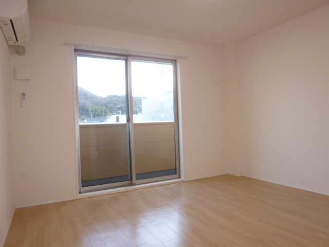 サージュの寝室|洋室