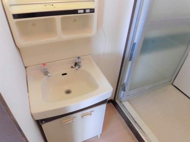 荒川ラインハイツの独立洗面台|イメージ写真