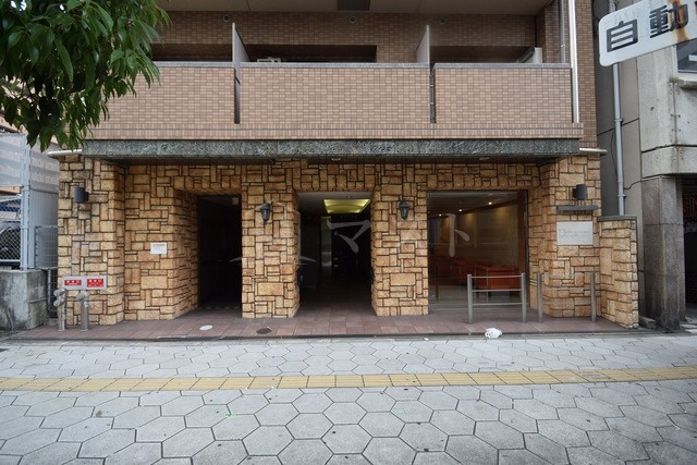 アーバネックス梅田東のエントランス
