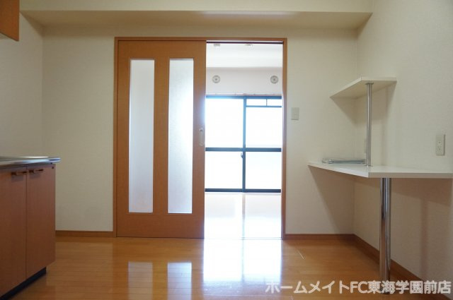 熊本市中央区水前寺３丁目の賃貸マンションの居間・リビング