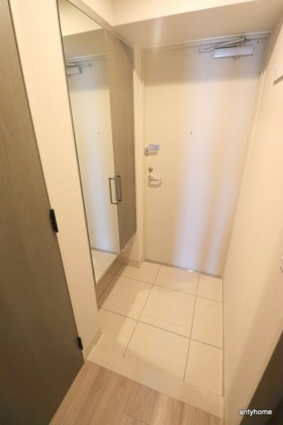 アーバネックス新町　仲介手数料無料の玄関