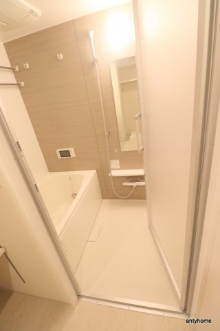 アーバネックス新町　仲介手数料無料の浴室