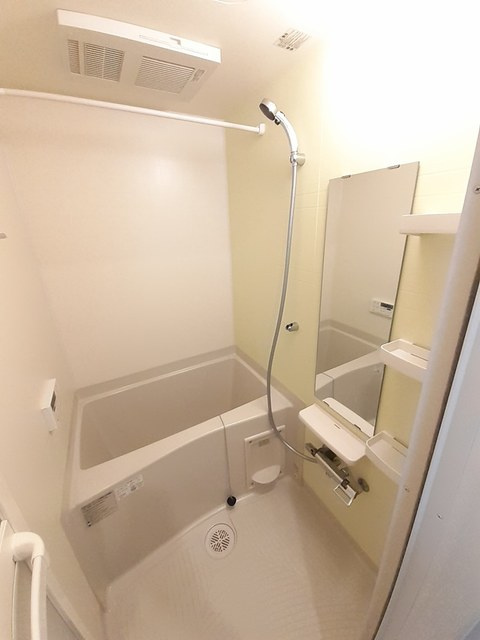 ジーク・シュヴェーアトの浴室|♪一日の疲れを癒すのはやっぱりお風呂ですね♪