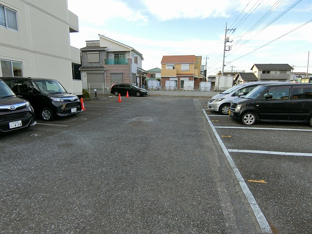 ベルフォーレ福生の駐車場