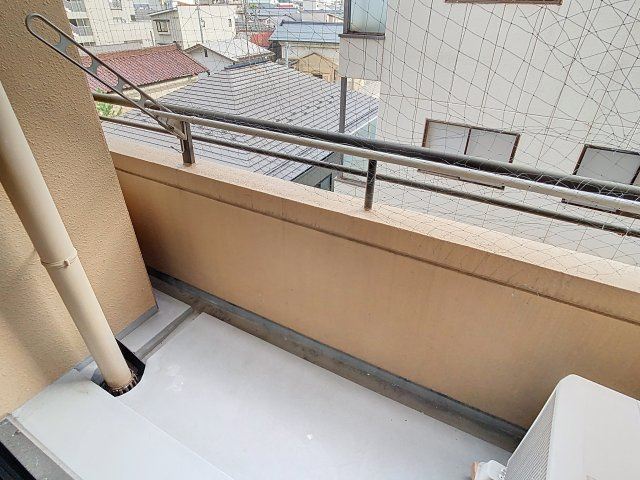 朝日プラザエザース山形中央Ⅱのバルコニー