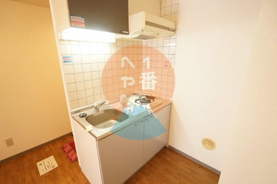 【キッチン】 | ジュネス西湘 | うれしい1口ガスコンロ付きで一人暮らしの自炊にピッタリですね