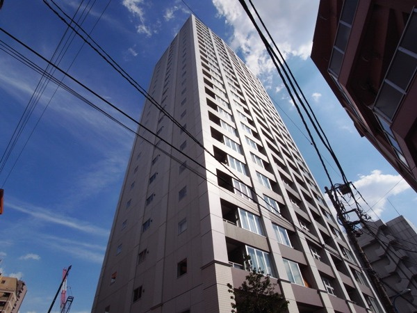 落ち着いた雰囲気の外観です