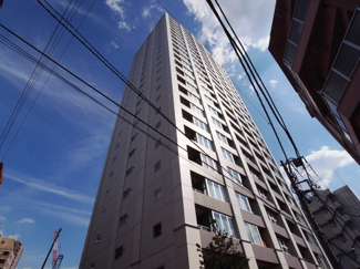 落ち着いた雰囲気の外観です