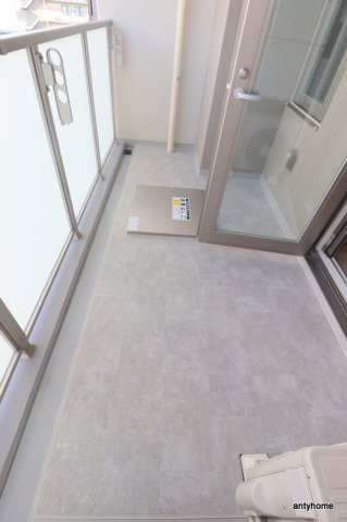 アーバネックス新町　仲介手数料無料のバルコニー