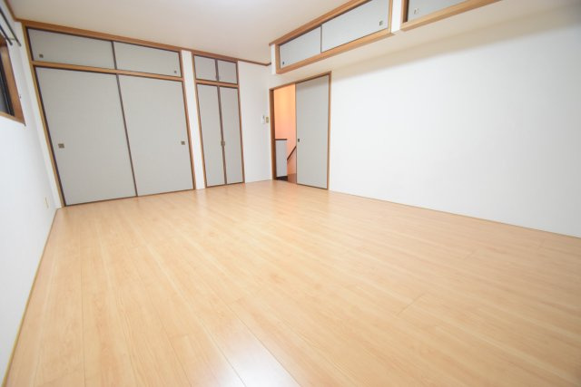 【寝室】 | ゆとりの広さです