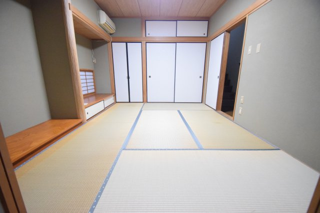 【寝室】 | 落ち着いて過ごせるお部屋なので、寝室にいかがでしょうか