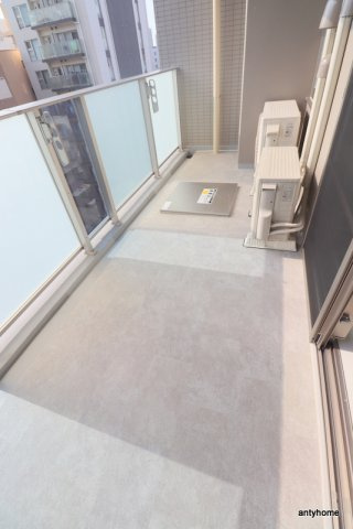 アーバネックス新町　仲介手数料無料のバルコニー