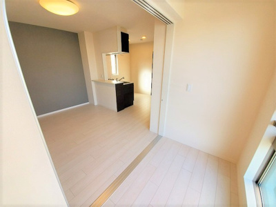 【居間・リビング】 | ロイヤルハイツしきⅡ番館