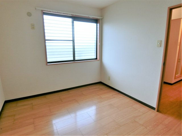 アサヒコーポの洋室