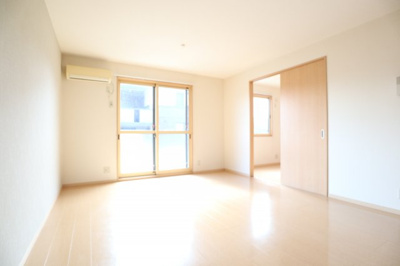 【居間・リビング】 | クワトロピーチタウンⅠ