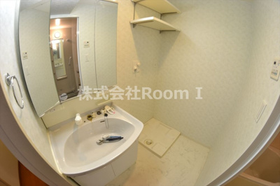 【独立洗面台】 | セントロイヤルクラブ谷町 | 独立洗面台です