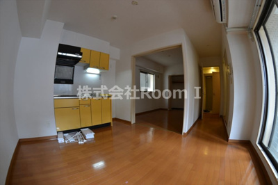 【居間・リビング】 | セントロイヤルクラブ谷町 | おしゃれなリビングです