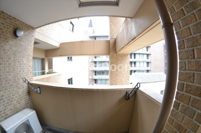 【展望】 | セントロイヤルクラブ谷町 | お洗濯にも便利なバルコニー付き