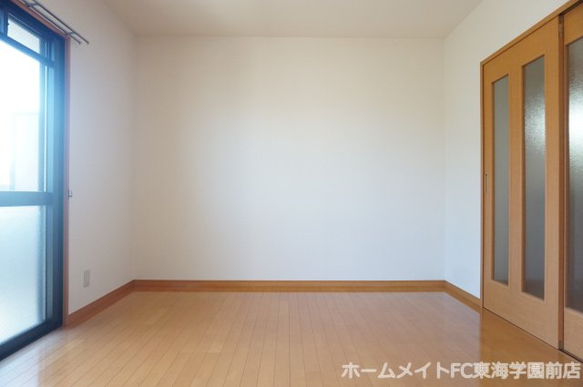 熊本市中央区水前寺３丁目の賃貸マンションの居間・リビング