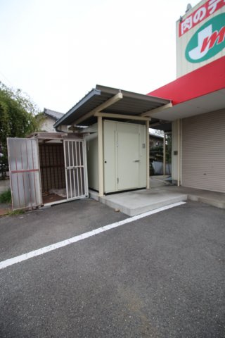 前橋市端気町売店舗の設備