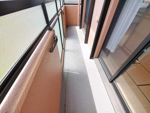 セントポーリア（大安寺）のバルコニー|お洗濯にも便利なバルコニー付き