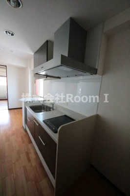 【キッチン】 | コンソラーレ上町台Ⅱ | きれいなキッチンです