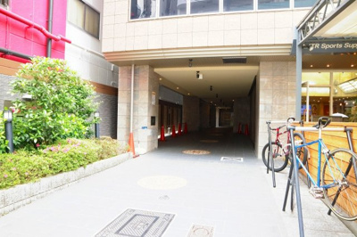 【駐車場】 | クリスタルエグゼ心斎橋