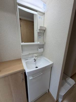 【独立洗面台】