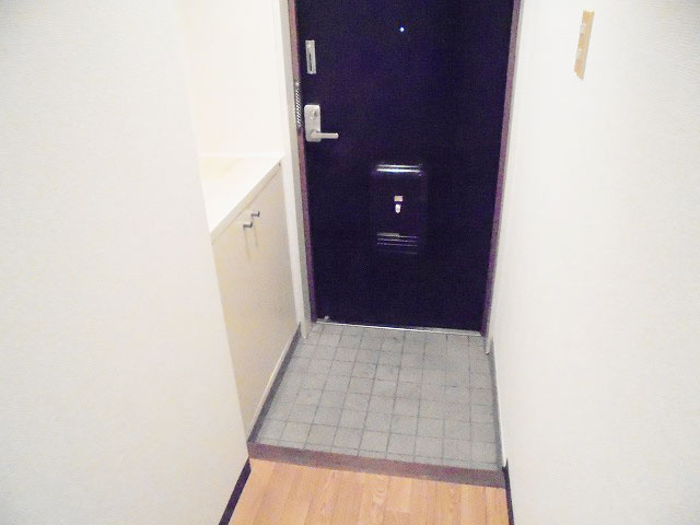 Sメゾン魚住の玄関