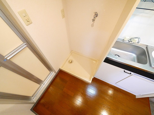 シティパレスＪＲ郡山駅前Ｐ２の設備|室内洗濯機置き場もあります