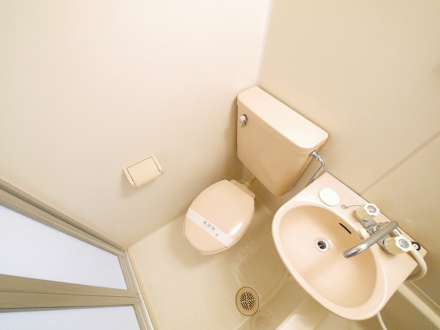 シティパレスＪＲ郡山駅前Ｐ２のトイレ|きれいなトイレです