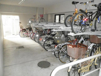 【その他共用部分】 | ウィーブ中央 | 駐輪場