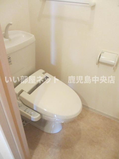 2階トイレ（B202）