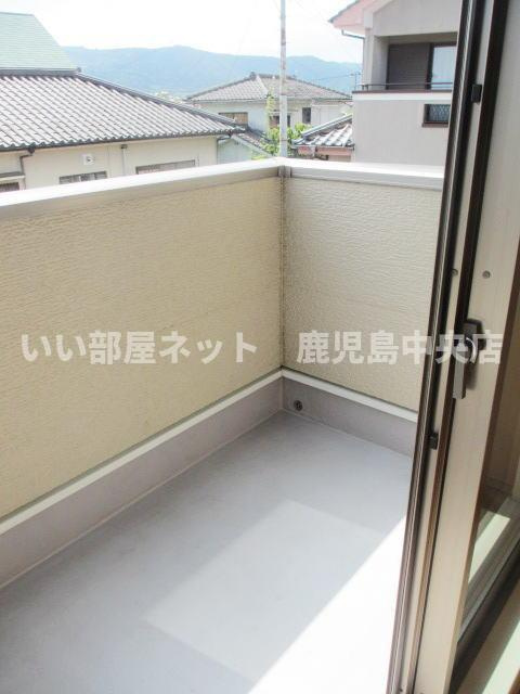2階ベランダ（B202）