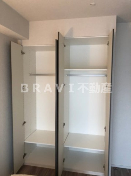 SK RESIDENCES SHINSAIBASHI　BRAVI不動産の収納|【GRAN PASEO心斎橋EAST】寝室の収納