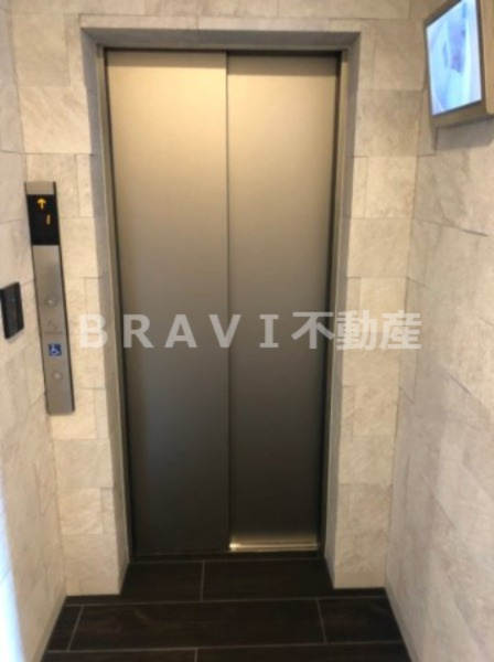 SK RESIDENCES SHINSAIBASHI　BRAVI不動産のその他共用部分|【GRAN PASEO心斎橋EAST】エレベーター