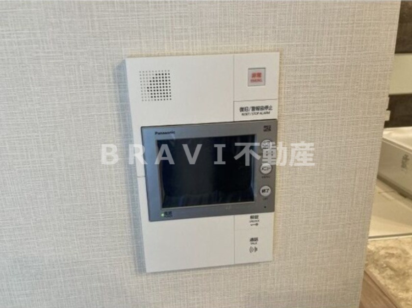 SK RESIDENCES SHINSAIBASHI　BRAVI不動産のセキュリティ|【SK RESIDENCES SHINSAIBASHI】モニター付きインターホン