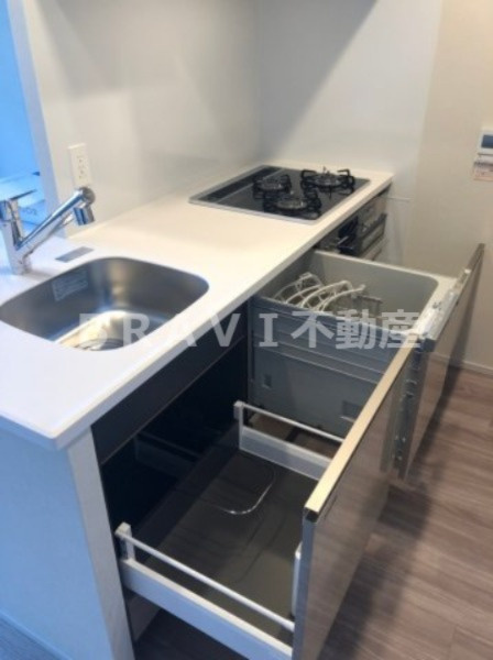 SK RESIDENCES SHINSAIBASHI　BRAVI不動産のキッチン|【SK RESIDENCES SHINSAIBASHI】