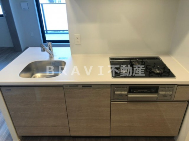 SK RESIDENCES SHINSAIBASHI　BRAVI不動産のキッチン|【SK RESIDENCES SHINSAIBASHI】