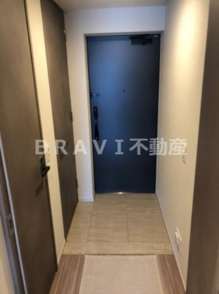 SK RESIDENCES SHINSAIBASHI　BRAVI不動産の玄関|【GRAN PASEO心斎橋EAST】広い玄関